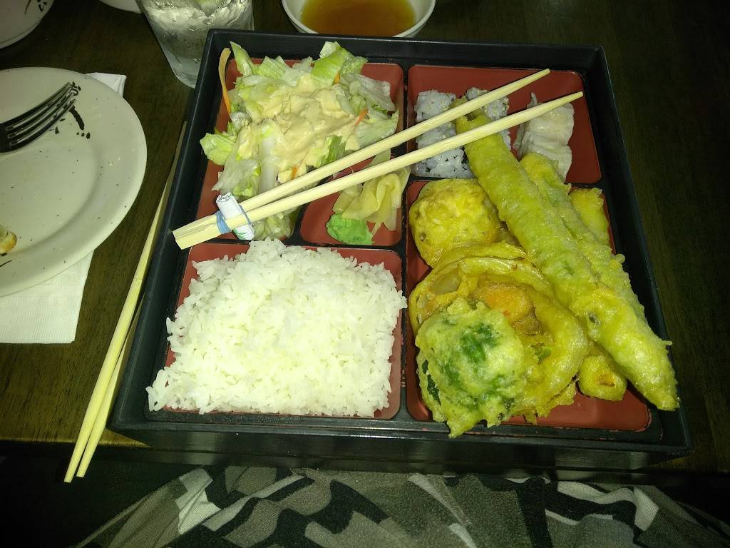 Vine Sushi & Thai | restaurant | 607 Broad St, Durham, NC 27705, USA | 9192948382 OR +1 919-294-8382