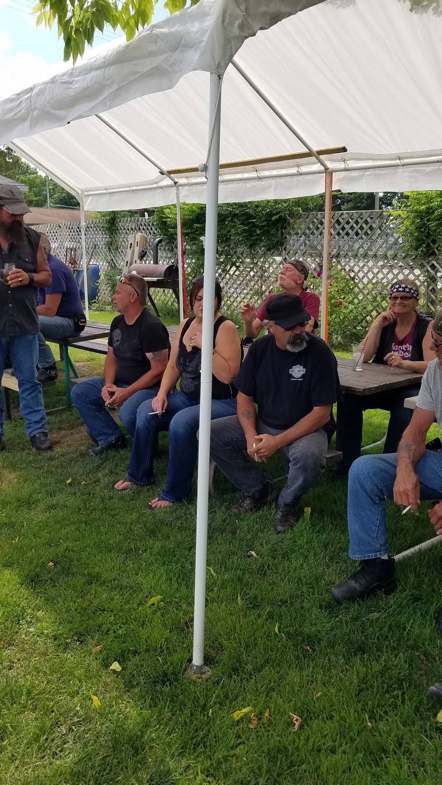 Pickle & Shellys Good Time | restaurant | 6471 Center St, Unionville, MI 48767, USA | 9896748672 OR +1 989-674-8672