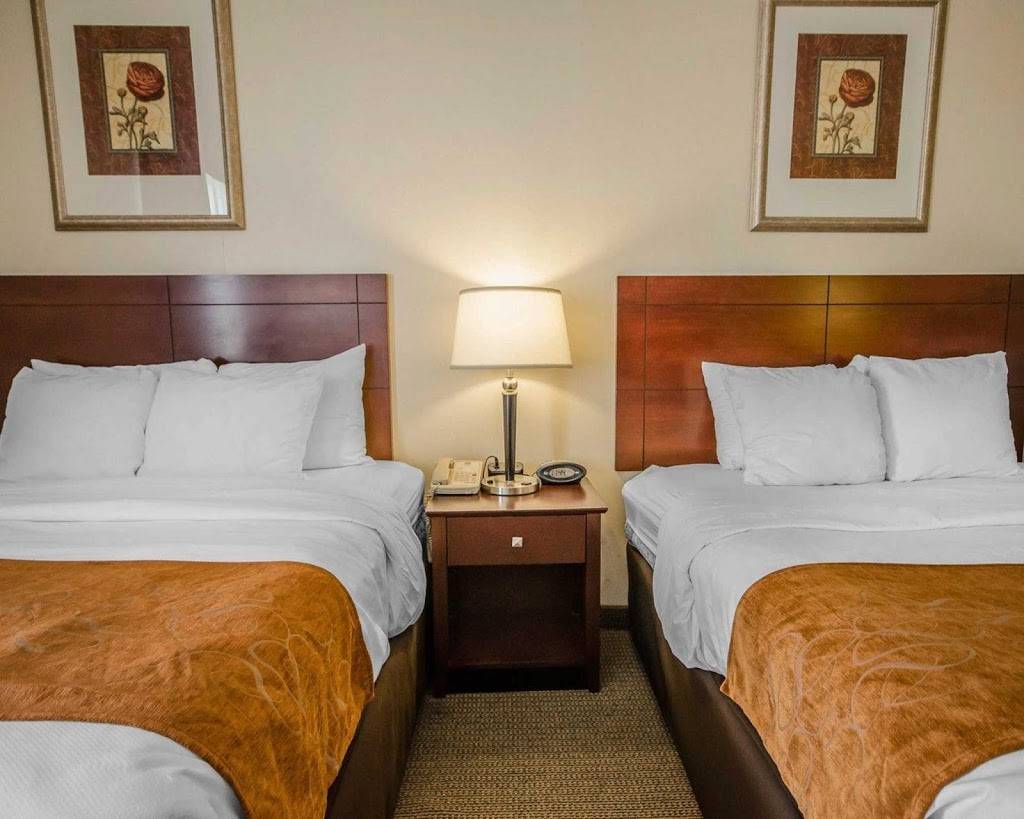 Quality Suites | restaurant | 360 Eastern Blvd, Jeffersonville, IN 47130, USA | 8122822100 OR +1 812-282-2100