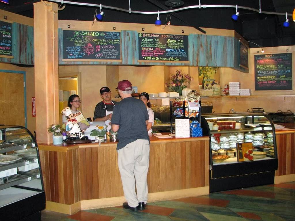 Francos Trattoria | meal takeaway | 365 Boston Post Rd., Mill Village, Sudbury, MA 01776, USA | 9784433494 OR +1 978-443-3494