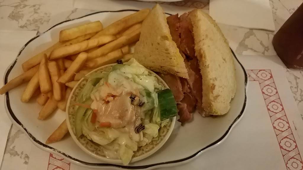 Restaurant Pointe-Claire DELI | restaurant | 51 Avenue Donegani, Pointe-Claire, QC H9R 2V8, Canada | 5146956751 OR +1 514-695-6751