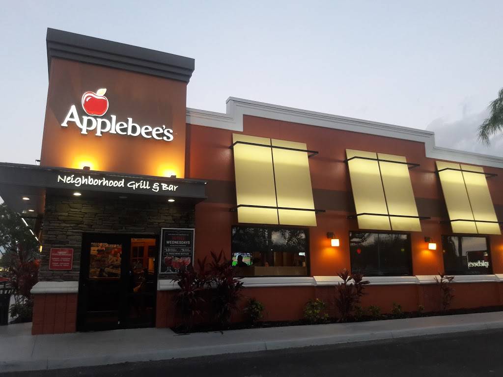 Applebees Grill + Bar | restaurant | 5082 Airport-Pulling Rd N, Naples, FL 34105, USA | 2394347744 OR +1 239-434-7744