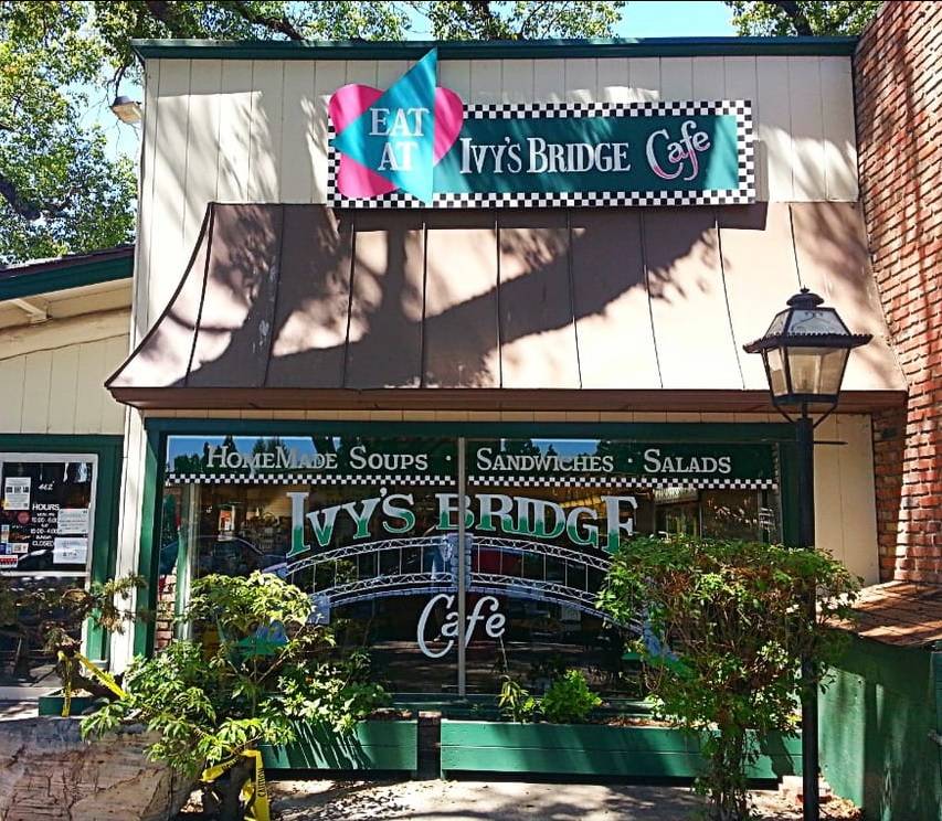 Ivys Cafe | restaurant | 462 El Camino Real, Tustin, CA 92780, USA | 7148320750 OR +1 714-832-0750