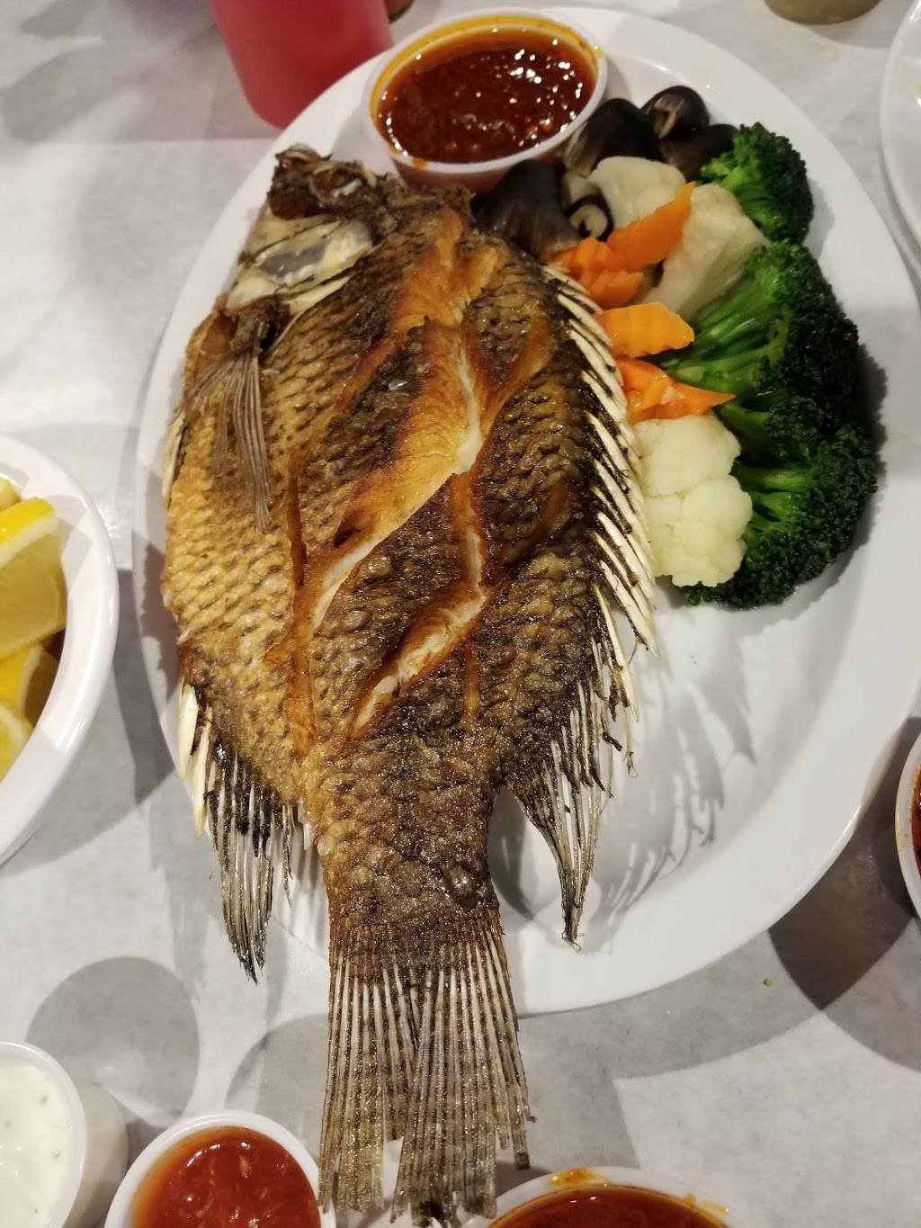 Nine Seafood Restaurant | restaurant | 11818 South St STE 108, Cerritos, CA 90703, USA | 5628658990 OR +1 562-865-8990