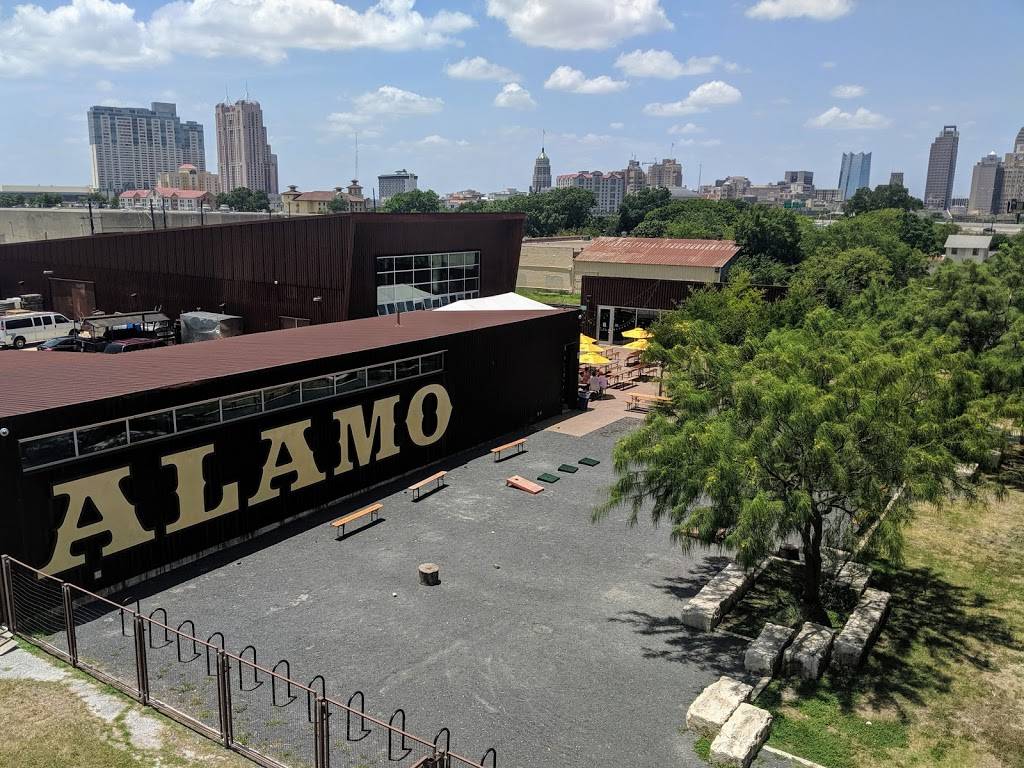 Alamo Beer Company | restaurant | 202 Lamar St, San Antonio, TX 78202, USA | 2108725589 OR +1 210-872-5589