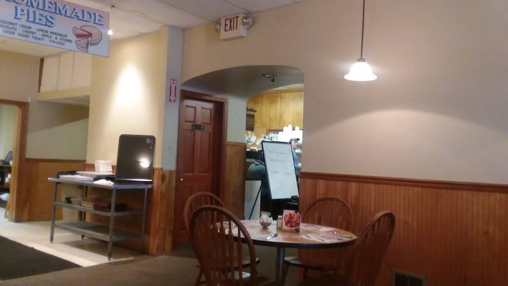 Towne Square Restaurant | restaurant | 518 3rd St, Beaver, PA 15009, USA | 7247745453 OR +1 724-774-5453