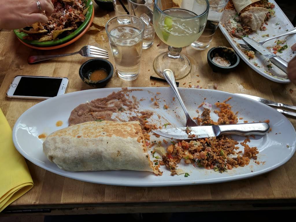 Fat Rosies Taco & Tequila Bar | restaurant | 28 Kansas St, Frankfort, IL 60423, USA | 8155341640 OR +1 815-534-1640