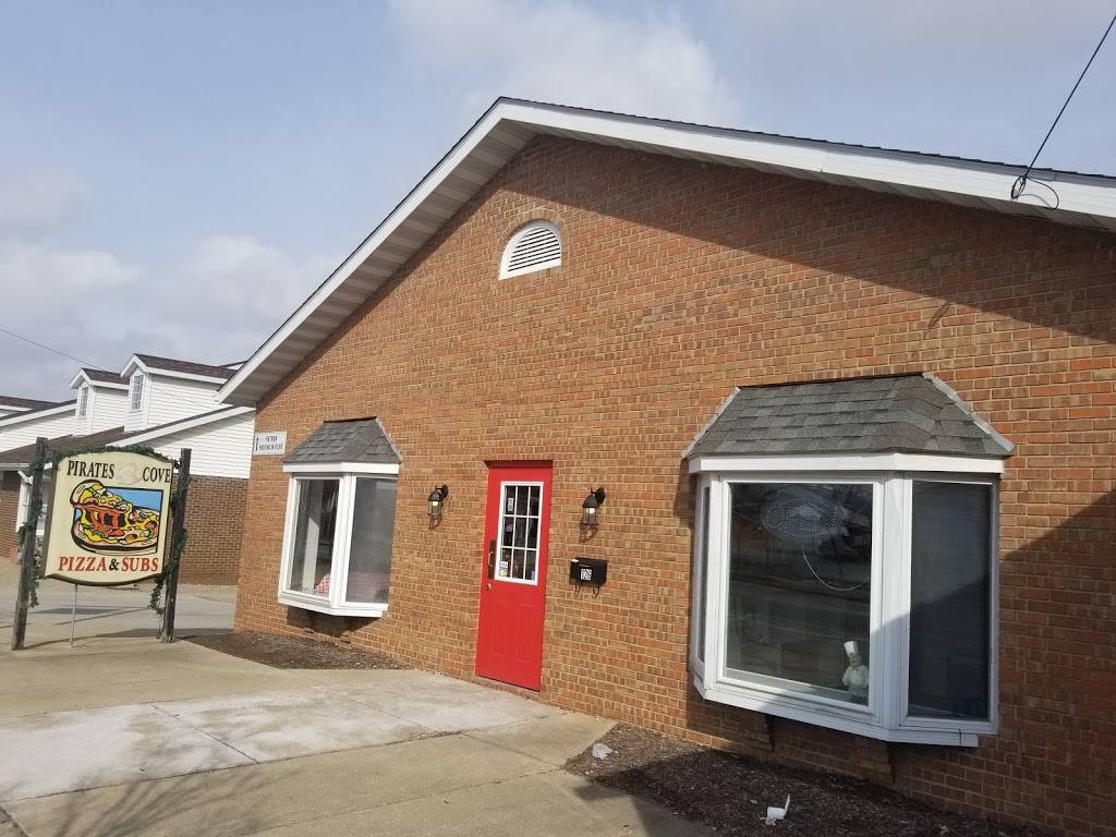 Pirates Cove Pizza & Subs | restaurant | 126 E Main St, Cardington, OH 43315, USA | 4198645766 OR +1 419-864-5766