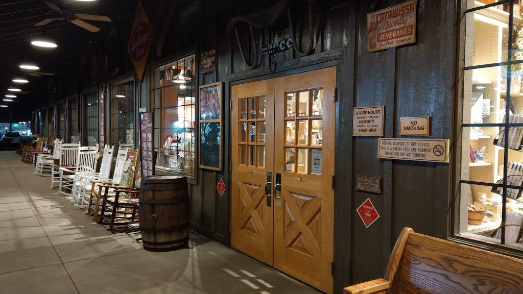Cracker Barrel Old Country Store | restaurant | 407 Beltline Rd SW, Decatur, AL 35601, USA | 2563506263 OR +1 256-350-6263