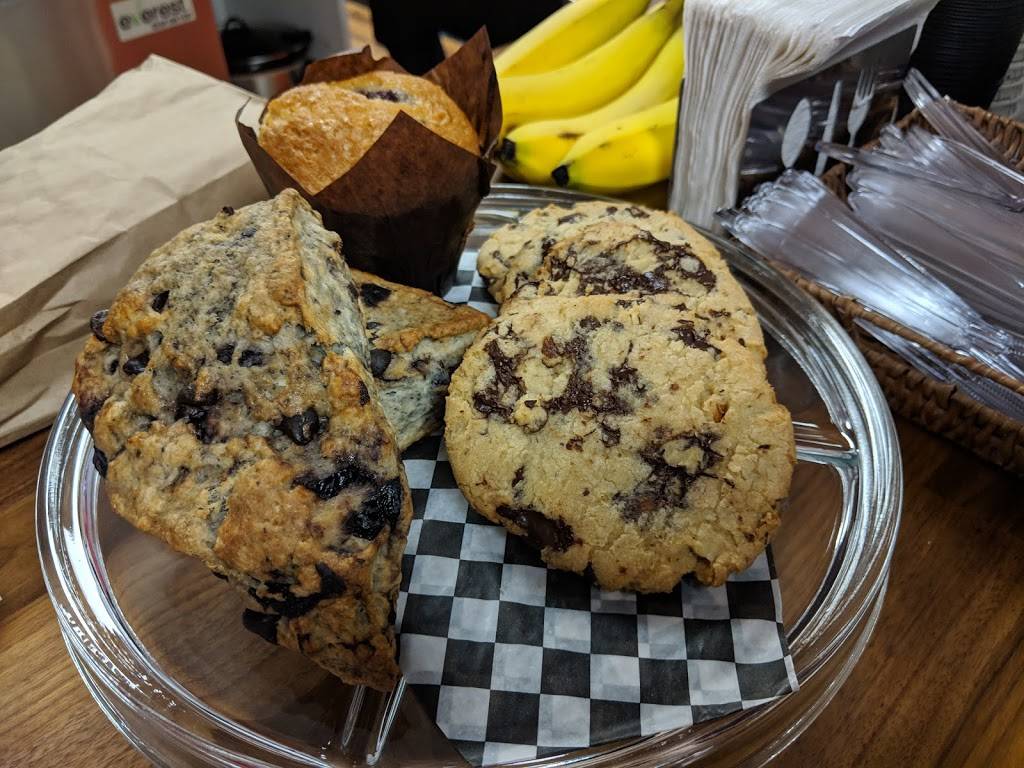 SamMitch Café | restaurant | 2435 Holly Ln Suite 100, Ottawa, ON K1V 7P2, Canada | 6136902232 OR +1 613-690-2232