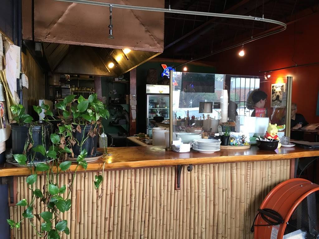 The Crazy Noodle | restaurant | 2015 Madison Ave, Memphis, TN 38104, USA | 9012720928 OR +1 901-272-0928