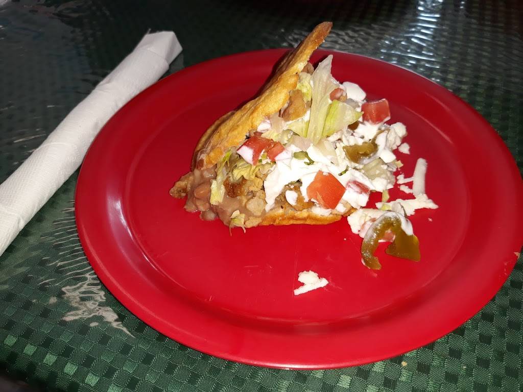 Restaurante Los 3 Hermanos | restaurant | 110 W Orange St, Davenport, FL 33837, USA | 8638662216 OR +1 863-866-2216