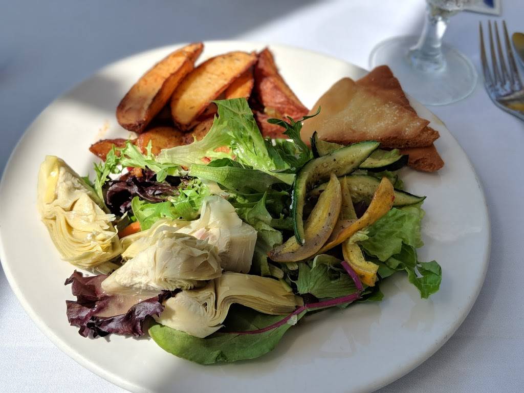 Tom Hams Lighthouse | restaurant | 2150 Harbor Island Dr, San Diego, CA 92101, USA | 6192919110 OR +1 619-291-9110