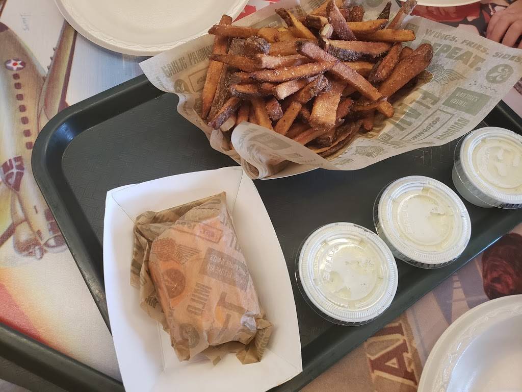 Wingstop | restaurant | 7035 West Grand Parkway South, Richmond, TX 77407, USA | 8325959464 OR +1 832-595-9464