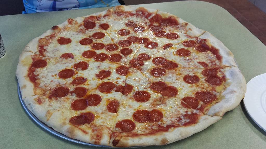 Da Vincis Pizza | restaurant | 8511 Davis Lake Pkwy, Charlotte, NC 28269, USA | 7045962035 OR +1 704-596-2035