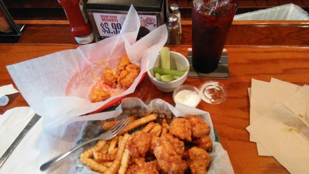 Duke’s Brewhouse | restaurant | 2212 James L Redman Pkwy, Plant City, FL 33563, USA | 8137522700 OR +1 813-752-2700