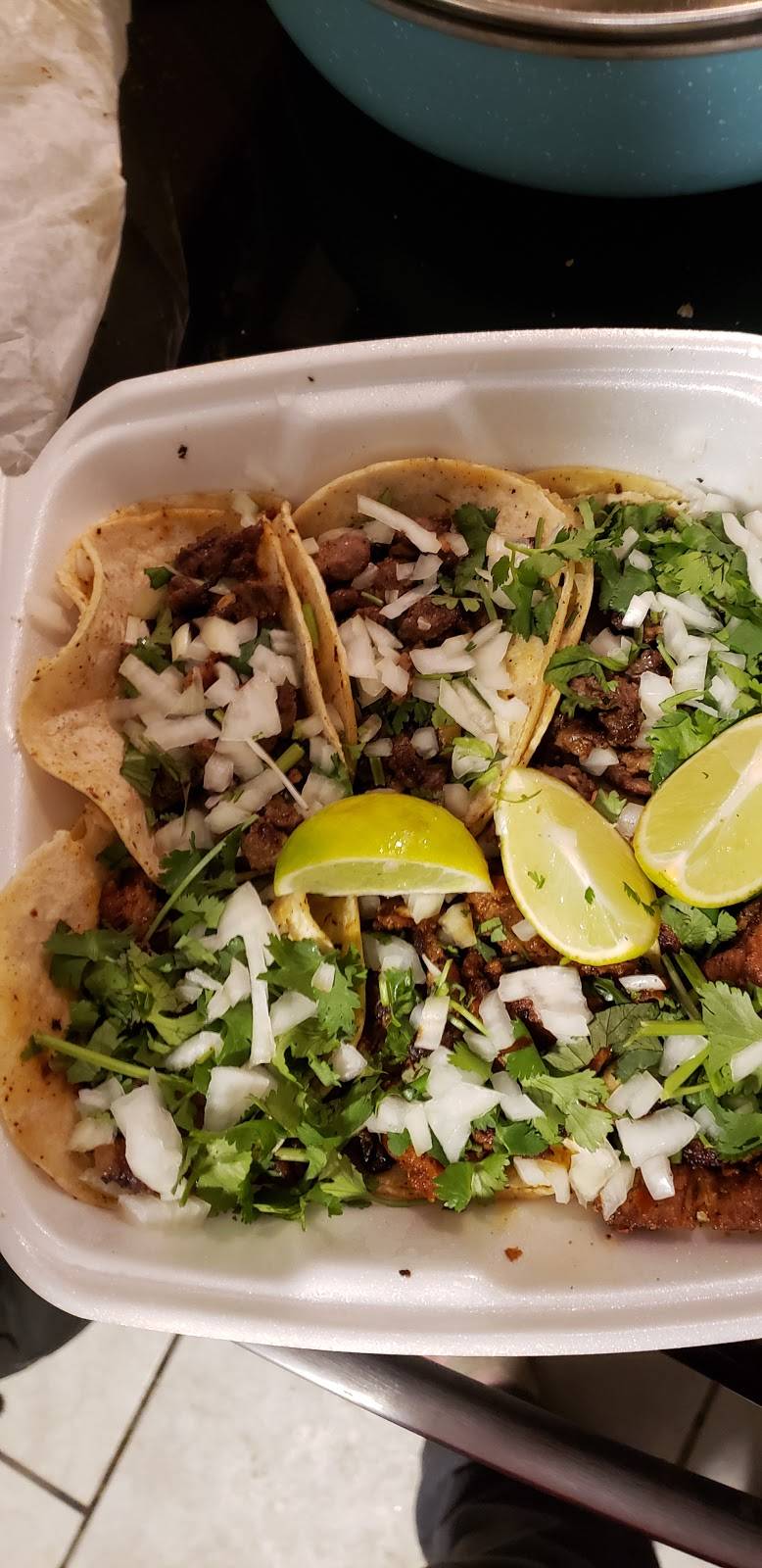 La Dos Tres | restaurant | 12518 Blue Ridge Ext, Grandview, MO 64030, USA | 8167678494 OR +1 816-767-8494