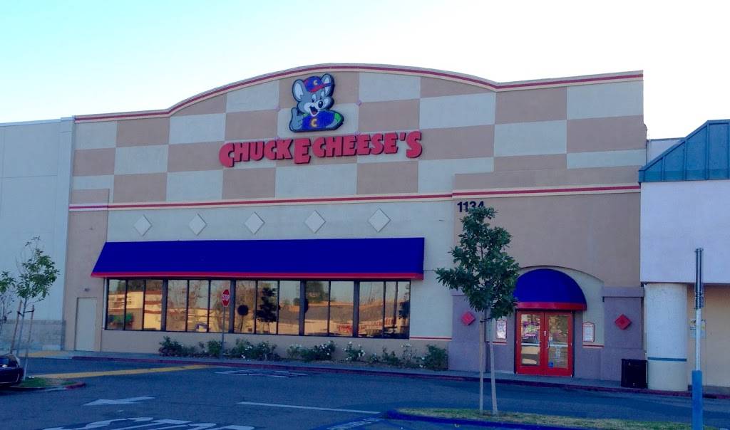Chuck E. Cheeses | restaurant | 1134 S Harbor Blvd, Fullerton, CA 92832, USA | 7145268195 OR +1 714-526-8195
