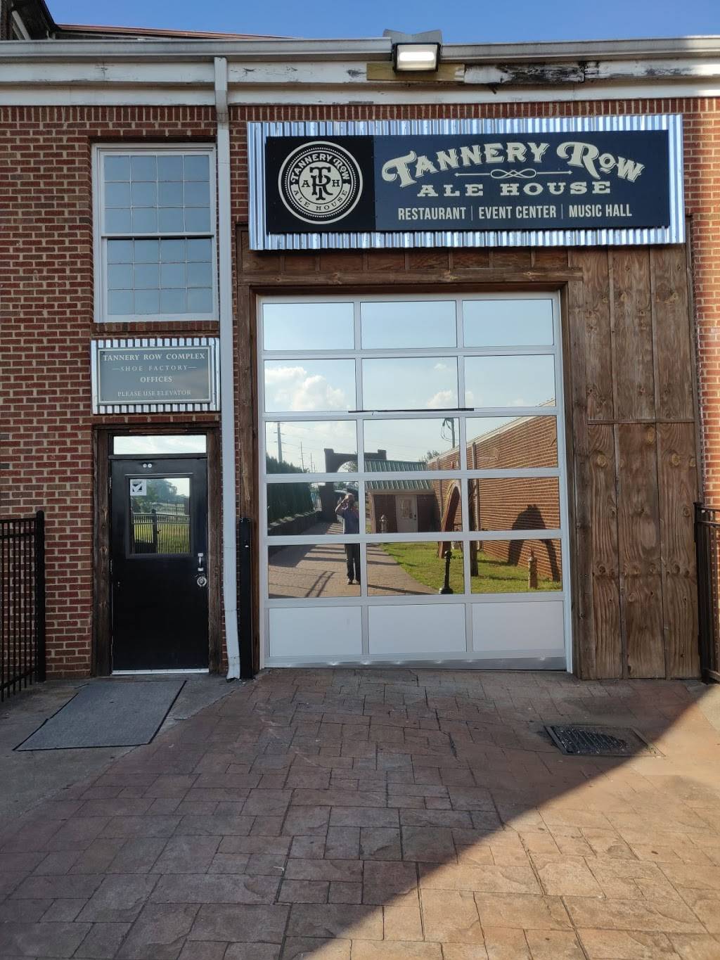 Tannery Row Ale House | restaurant | 554 W Main St, Buford, GA 30518, USA | 6787658979 OR +1 678-765-8979