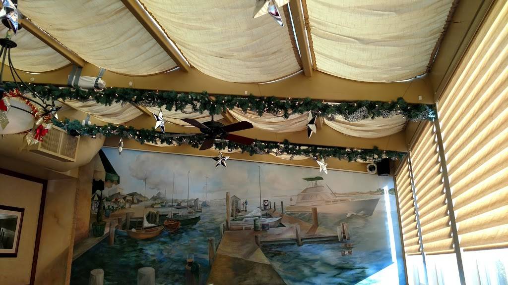 Runyons | restaurant | 3928 Merrick Rd, Seaford, NY 11783, USA | 5162212112 OR +1 516-221-2112