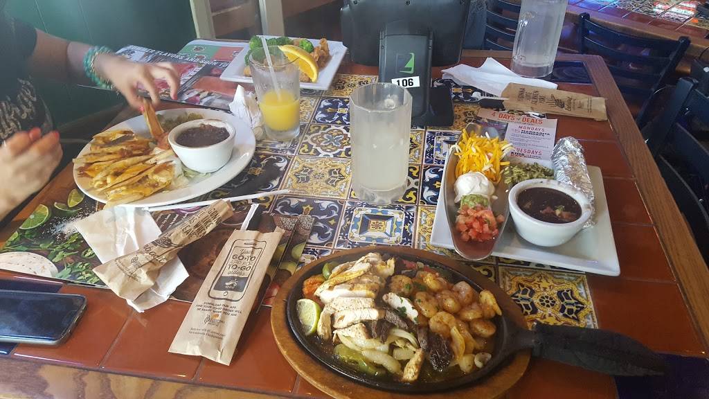 Chilis Grill & Bar | meal takeaway | 3623 Bardstown Rd, Louisville, KY 40218, USA | 5023018888 OR +1 502-301-8888