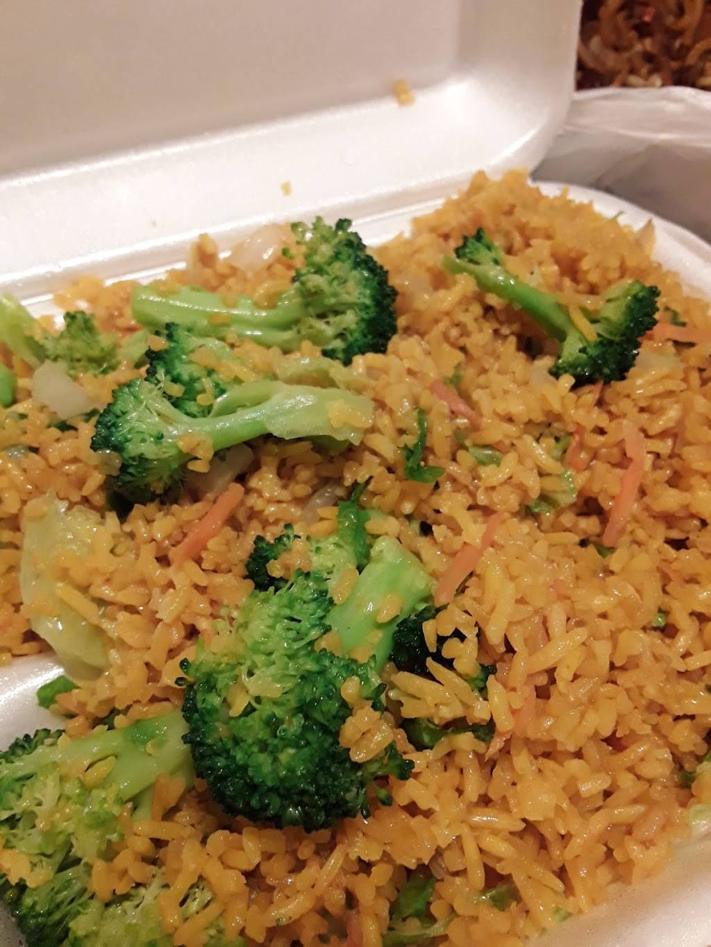 Hot Wok | restaurant | 105 E Franklin St, Sylvester, GA 31791, USA | 2297761196 OR +1 229-776-1196