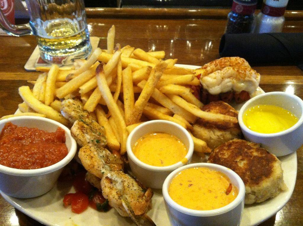 Outback Steakhouse | restaurant | 1801 Towne Park Dr, Troy, OH 45373, USA | 9373327811 OR +1 937-332-7811