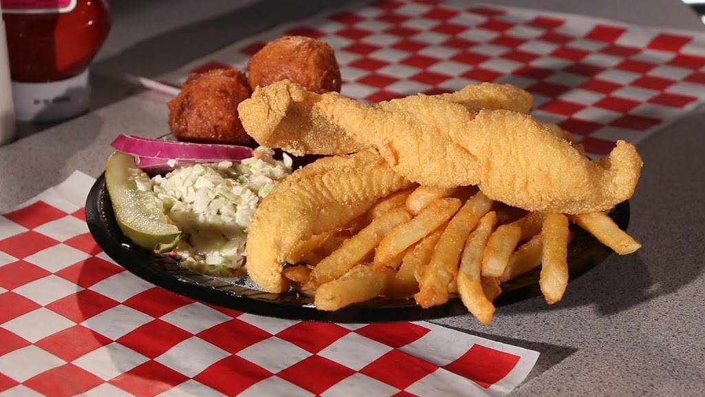 Murdocks Catfish | restaurant | 2612 Red Wolf Blvd, Jonesboro, AR 72401, USA | 8702067822 OR +1 870-206-7822