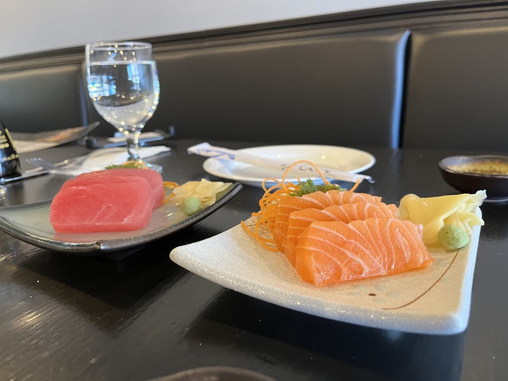 Thai Oishi Boston | restaurant | 203 Adams St, Boston, MA 02122, USA | 6172822878 OR +1 617-282-2878