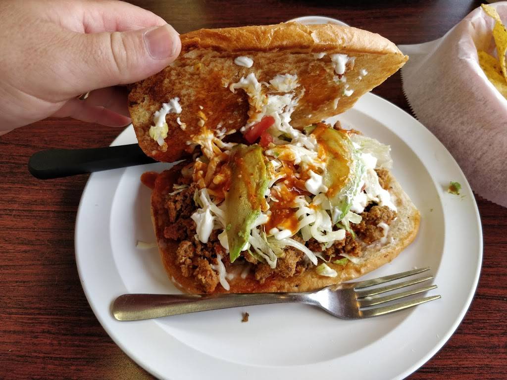 Arturos Tacos | restaurant | 305 N Beacon Blvd, Grand Haven, MI 49417, USA | 6168444100 OR +1 616-844-4100