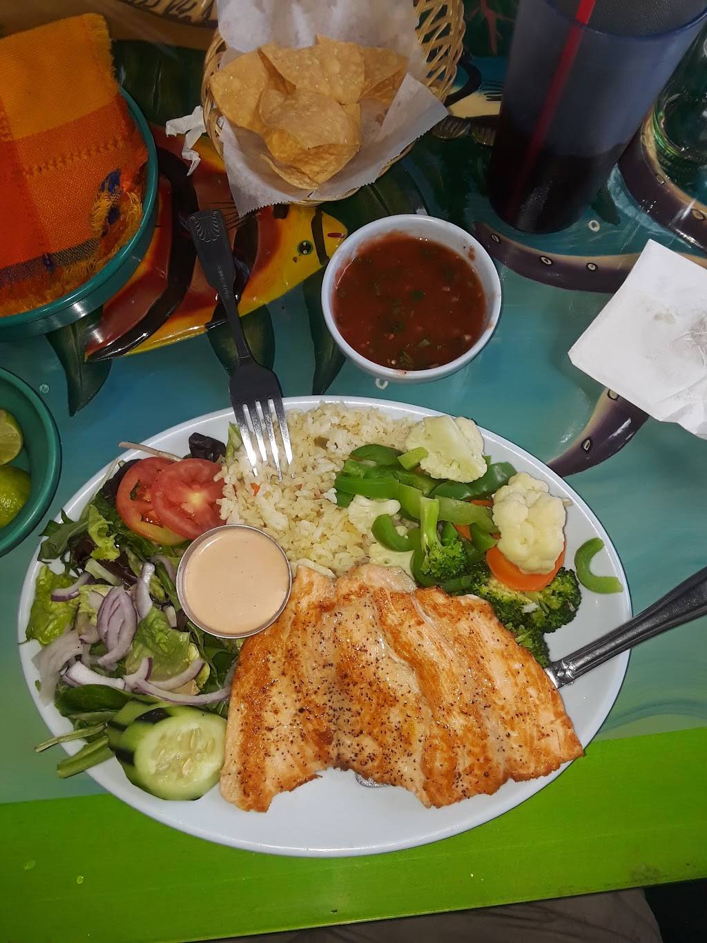 Las Islitas Restaurant | restaurant | 1585 Santa Fe Ave, Long Beach, CA 90813, USA | 5624362829 OR +1 562-436-2829