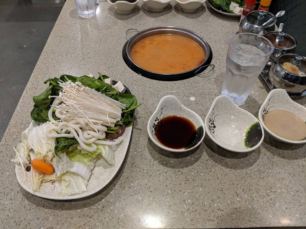 Shabu House | restaurant | 1050 Valencia St, San Francisco, CA 94110, USA | 4157570889 OR +1 415-757-0889