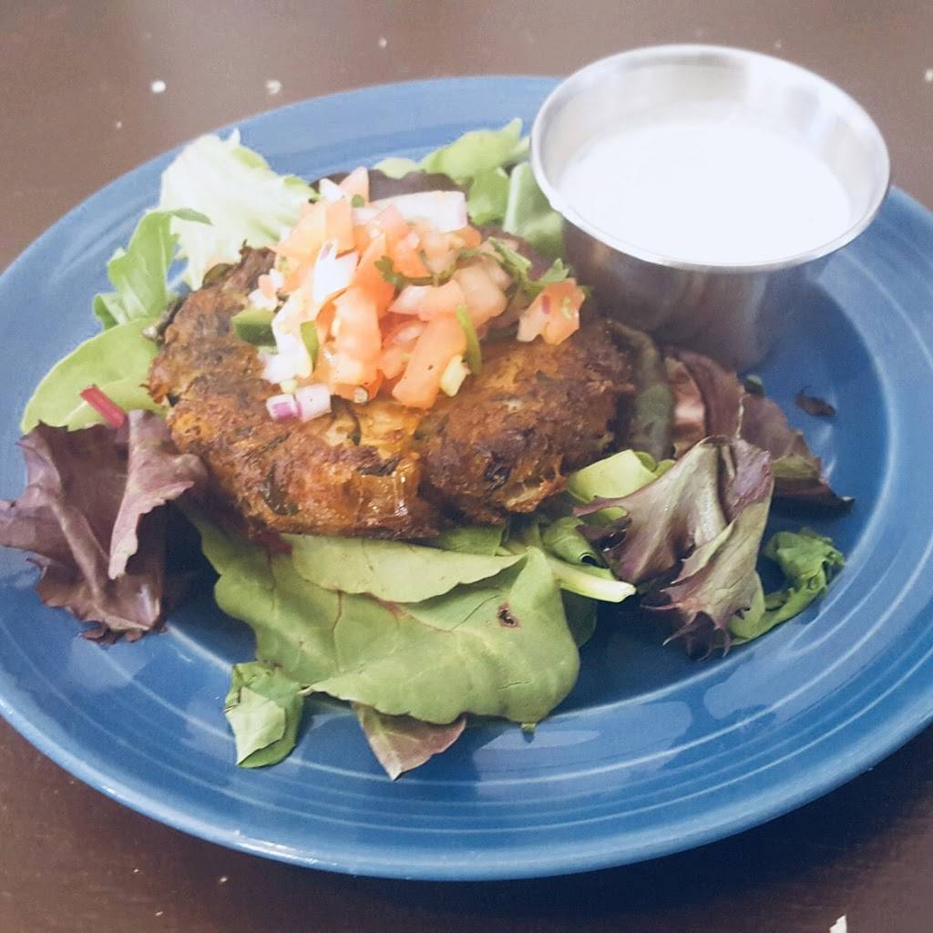 The Well Tavern + Kitchen | restaurant | 70 Main St, Wellfleet, MA 02667, USA | 5082140038 OR +1 508-214-0038