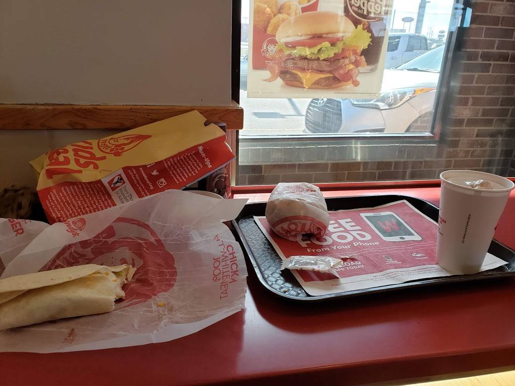 Wendys | restaurant | 1210 N Keller Dr, Effingham, IL 62401, USA | 2173424420 OR +1 217-342-4420
