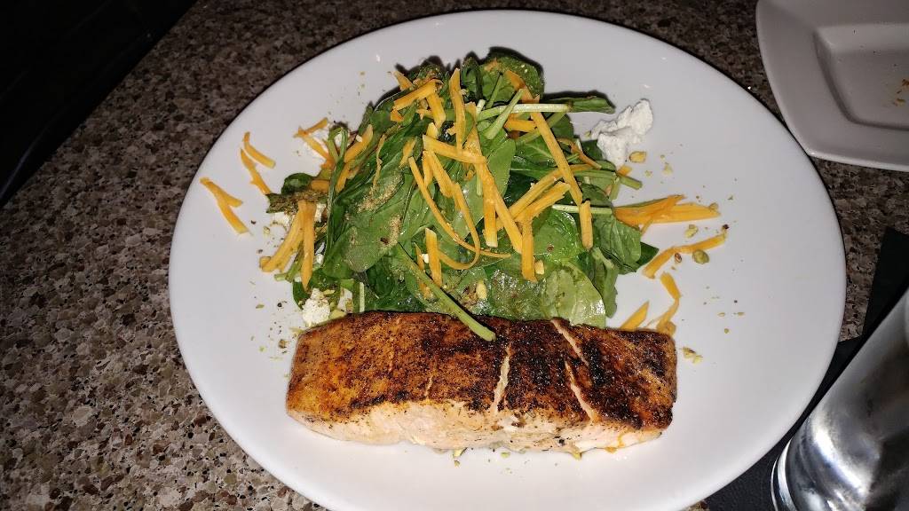 Twist Martini & Associates | restaurant | 4517 Commerce St, Virginia Beach, VA 23462, USA | 7579957878 OR +1 757-995-7878