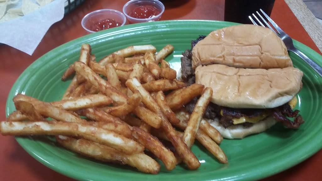 Las Chilis | restaurant | 6210 Raytown Trafficway, Raytown, MO 64133, USA | 8163566330 OR +1 816-356-6330