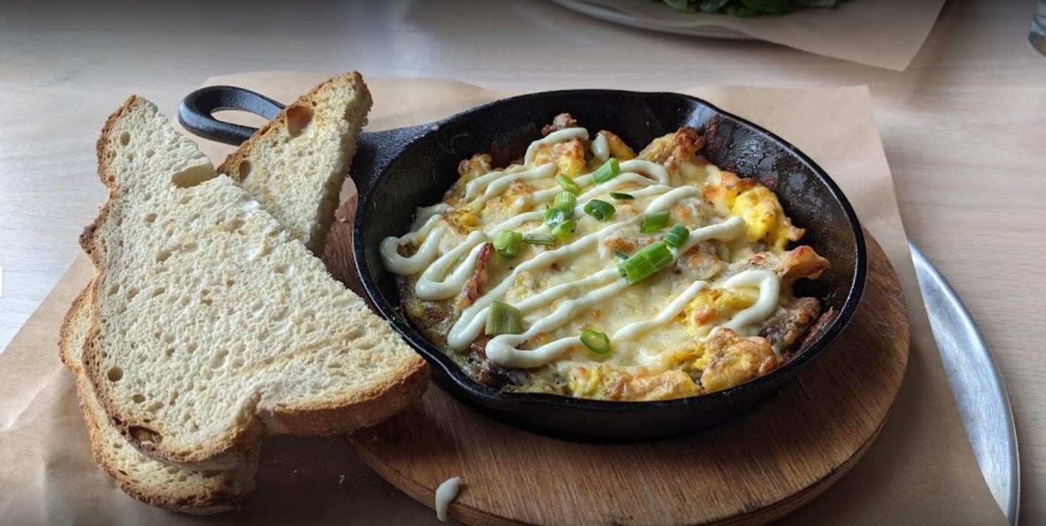 Hartmans Distilling Co | restaurant | 55 Chicago St, Buffalo, NY 14204, United States | 7165516313 OR +1 716-551-6313