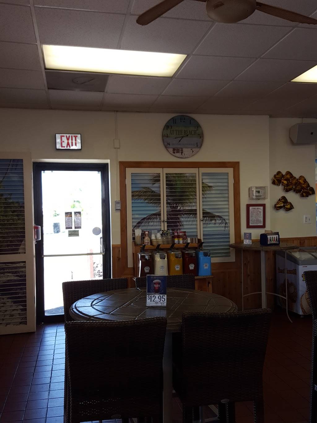 Slip Inn Bar & Grill | restaurant | 2842 Arnold Ave SW, Washington, DC 20032, USA | 2027675840 OR +1 202-767-5840