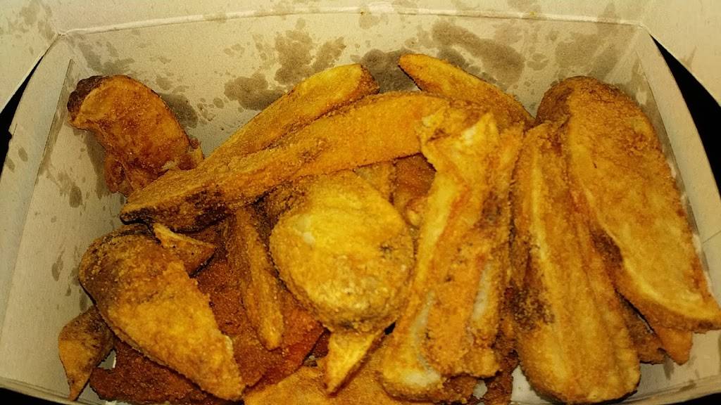 Fiesta Pizza And Chicken- NEWTON ST. (Goodyear Heights) | restaurant | 1860 Newton St, Akron, OH 44305, USA | 3307332201 OR +1 330-733-2201