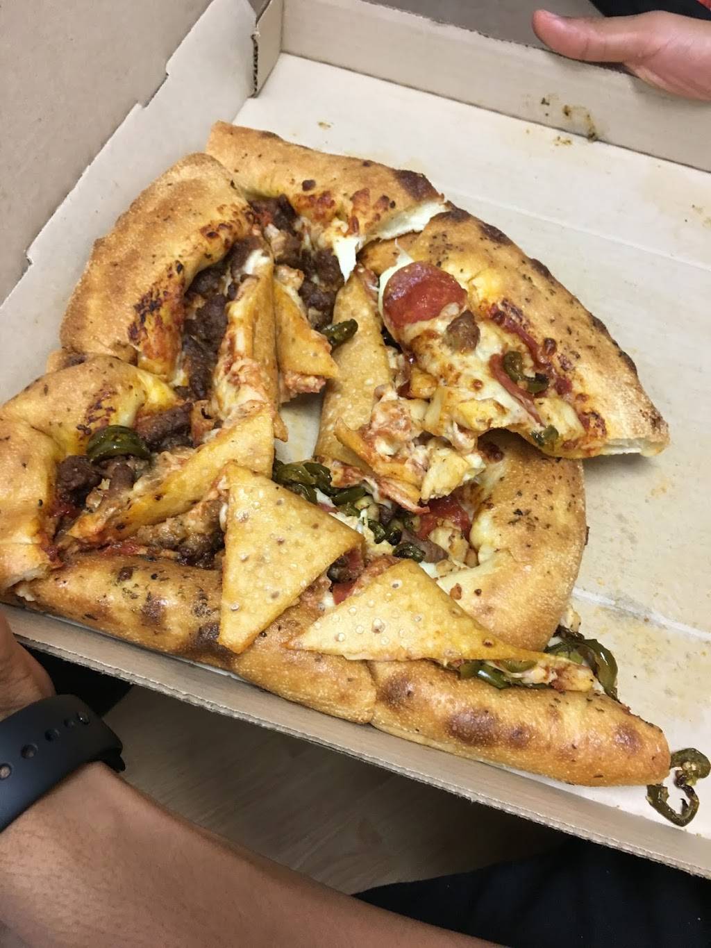 Pizza Hut | restaurant | 2343 Gus Thomasson Rd, Dallas, TX 75228, USA | 2143245900 OR +1 214-324-5900