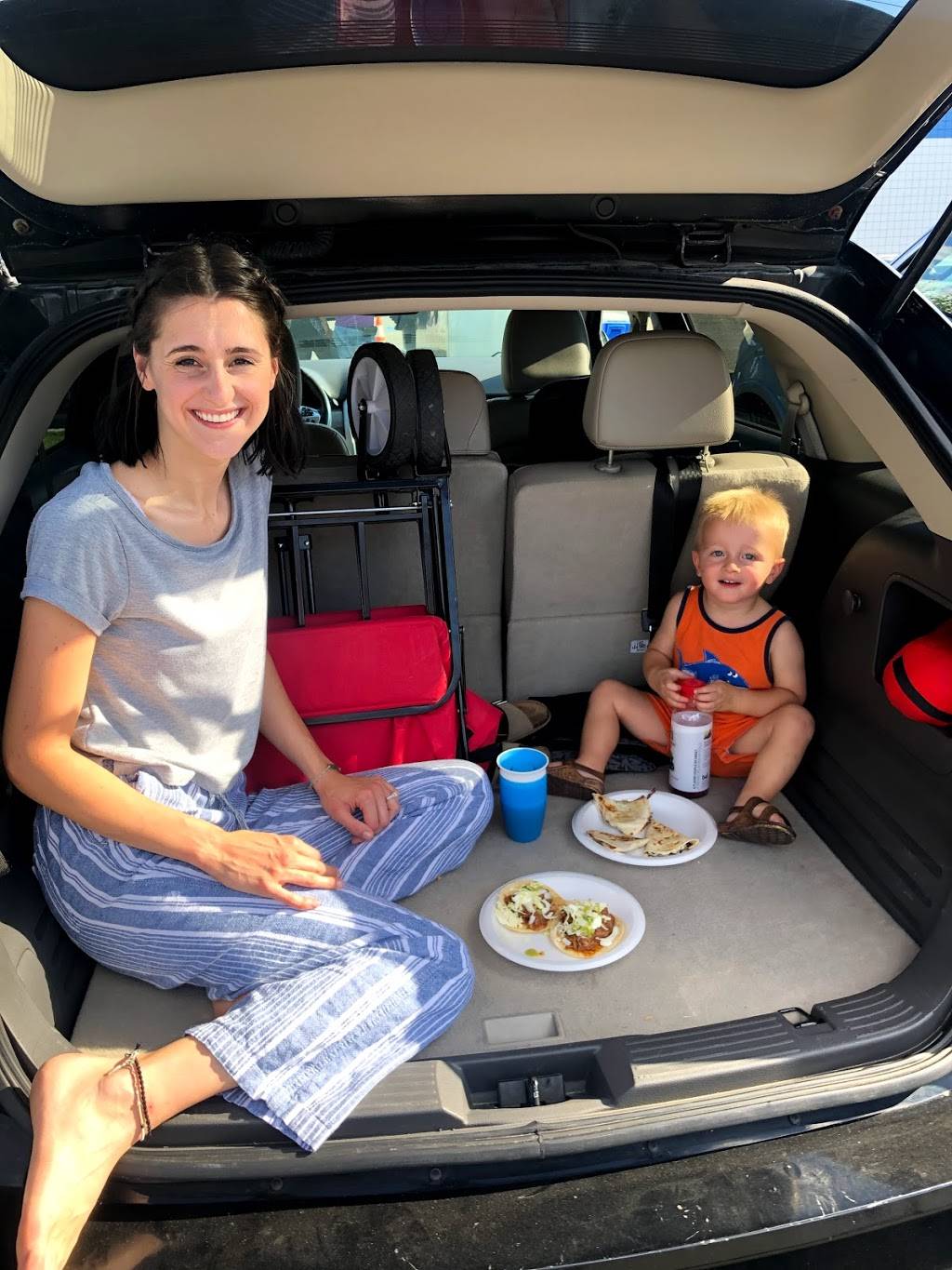 La Fogata Delicious Tacos Taco cart | restaurant | 9070 State St, Sandy, UT 84070, USA | 8015743340 OR +1 801-574-3340