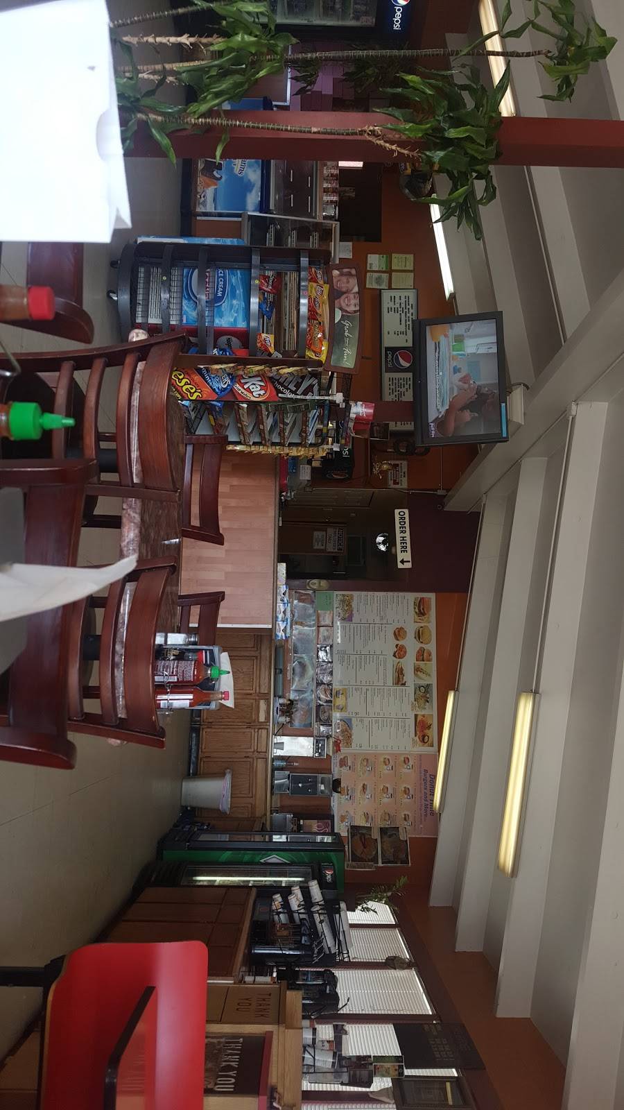 Doughnut Time Burgers and More | bakery | 3645 Cherokee Rd, Stockton, CA 95205, USA | 2099464399 OR +1 209-946-4399