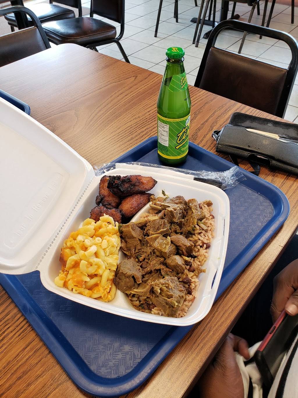 Carican Flavors | restaurant | 2701 N Martin Luther King Ave, Oklahoma City, OK 73111, USA | 4054240456 OR +1 405-424-0456