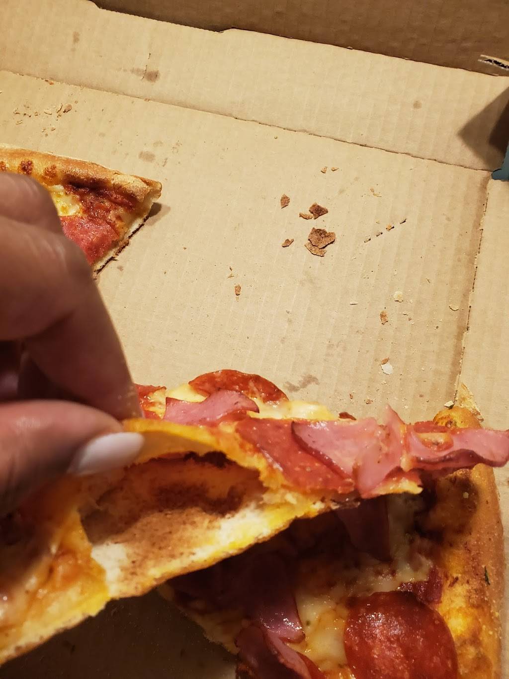 Dominos Pizza | meal delivery | 4235 Summer Ave, Memphis, TN 38122, USA | 9013243030 OR +1 901-324-3030