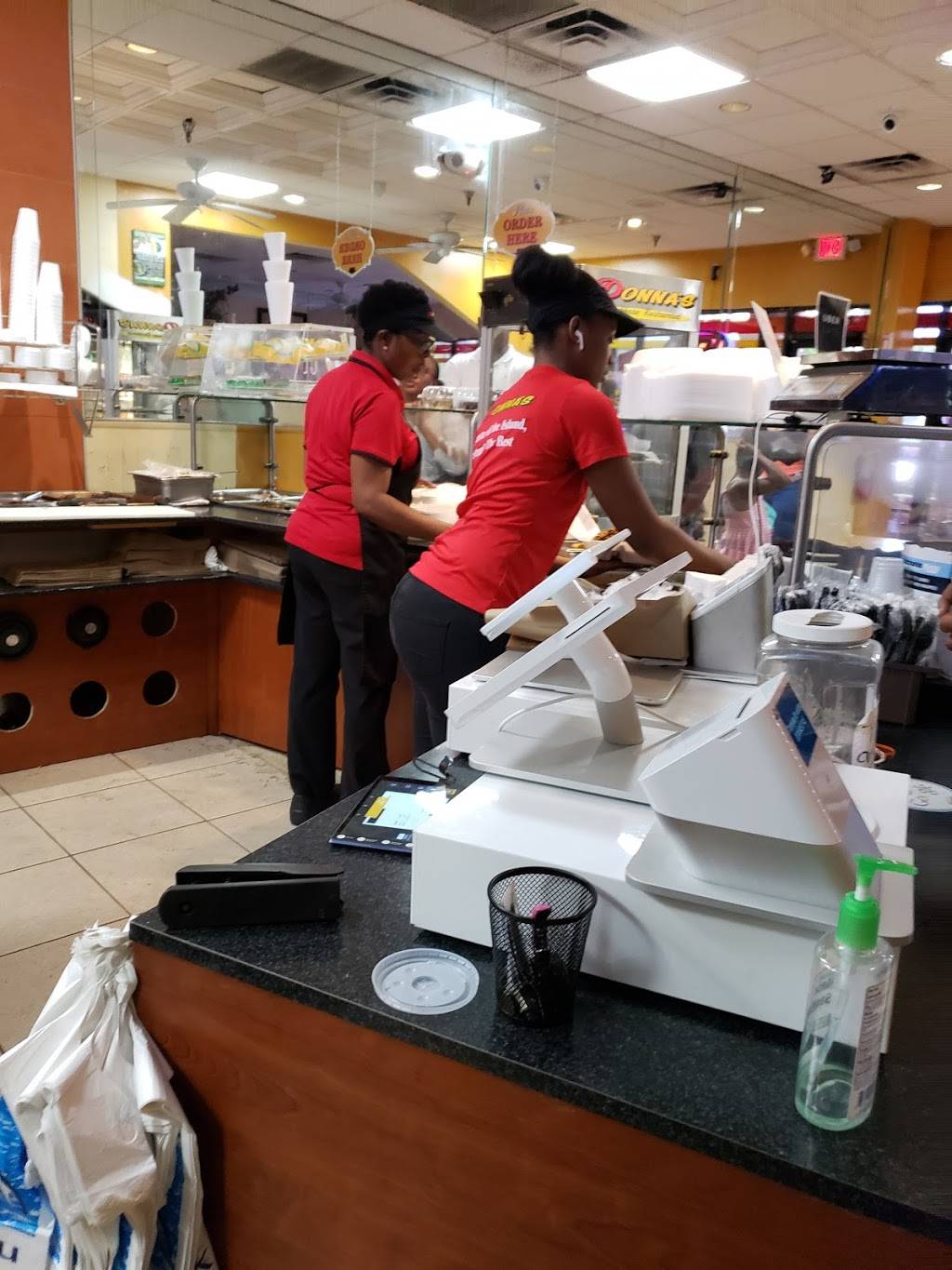 Donnas Caribbean Restaurant | meal takeaway | 2145 N University Dr, Coral Springs, FL 33065, USA | 9549068711 OR +1 954-906-8711