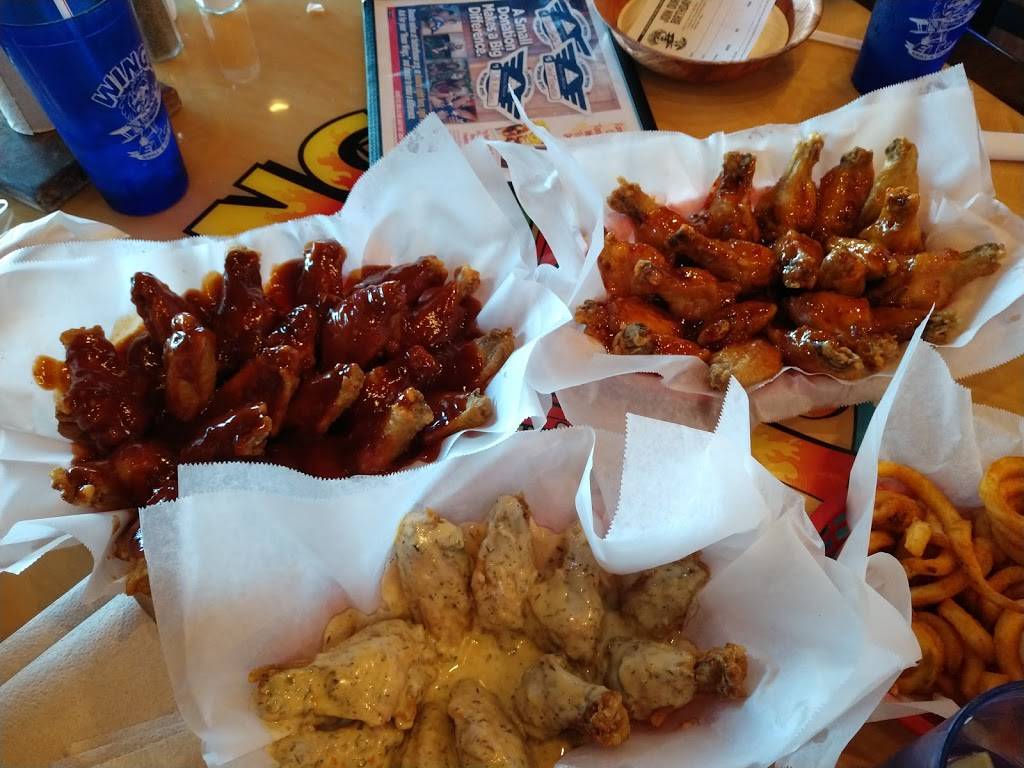 Wings Etc. | restaurant | 1447 Cannonball Trail, Yorkville, IL 60560, USA | 6308829463 OR +1 630-882-9463