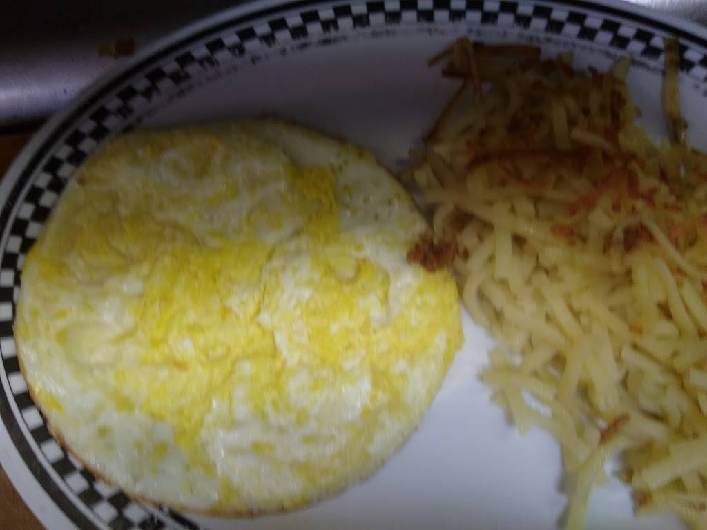 Royal Waffle King | restaurant | 1200 N, US-25E Scenic, Middlesboro, KY 40965, USA | 6062485003 OR +1 606-248-5003