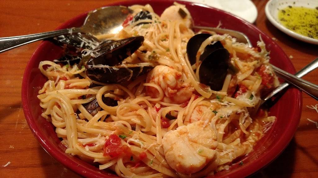 Carrabbas Italian Grill | restaurant | 4829 Florida Ave S, Lakeland, FL 33813, USA | 8636462518 OR +1 863-646-2518