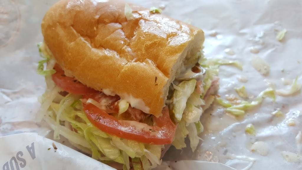 Jersey Mikes Subs | meal takeaway | 9500 Dorchester Rd Ste. 186, Summerville, SC 29485, USA | 8438328005 OR +1 843-832-8005