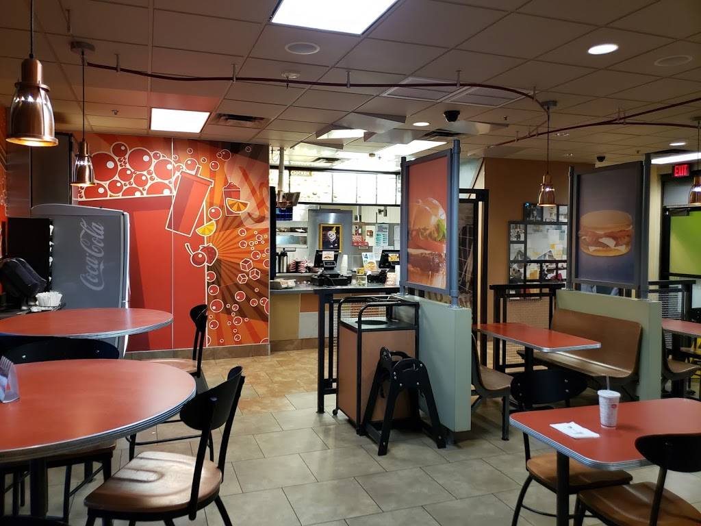 Jack in the Box | restaurant | 6120 S 35th Ave, Phoenix, AZ 85041, USA | 6022763653 OR +1 602-276-3653